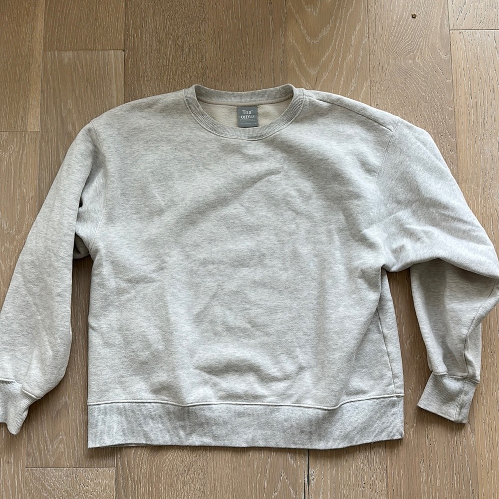 Aritzia TNA Cozy AF Boyfriend Crewneck